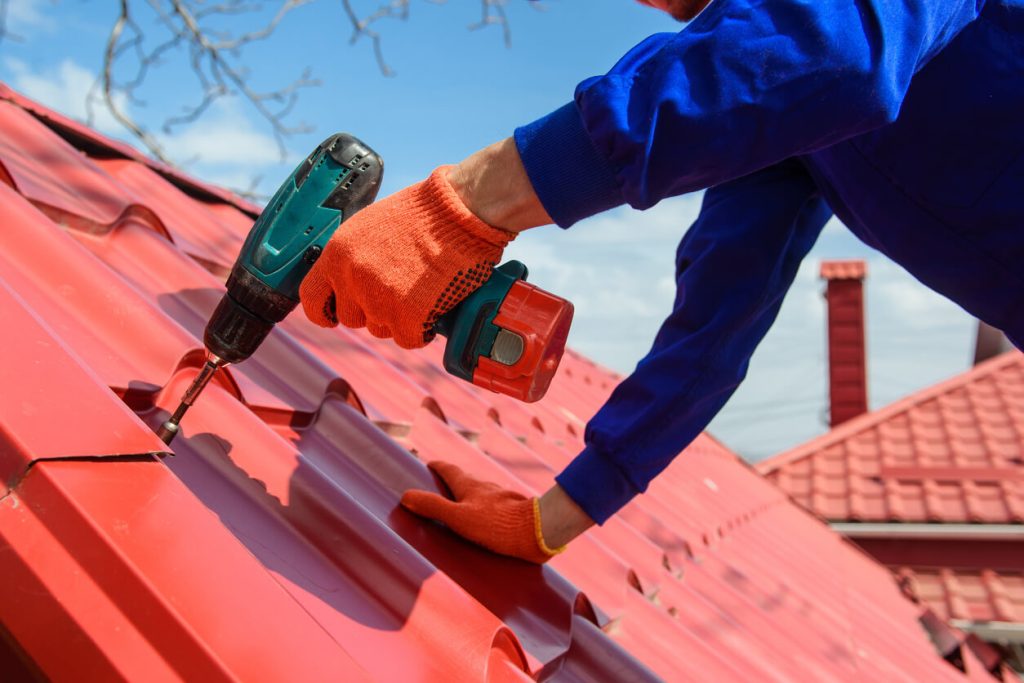 Roof plumbing and metal roofing services in Mornington Peninsula